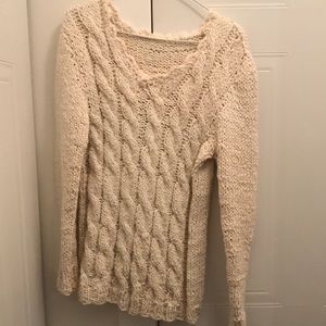 Womens warm handmade knit white sweater ⚪️